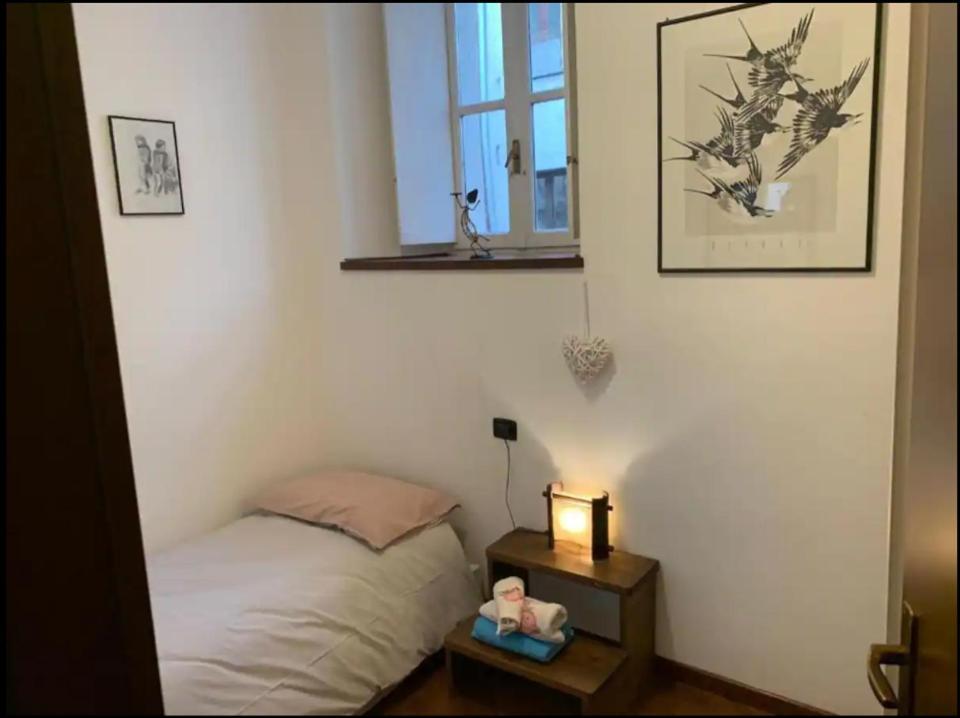 Piazza Volta Apartment Комо Экстерьер фото